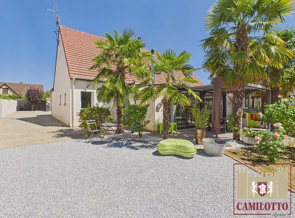 Maintenon, Eure-et-Loir 28130