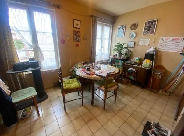Nogent-le-Roi, Eure-et-Loir 28210