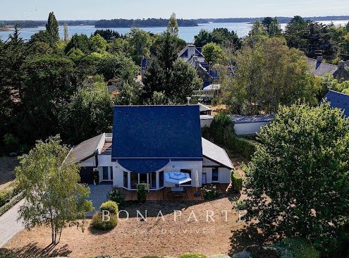Locmariaquer, Brittany 56740