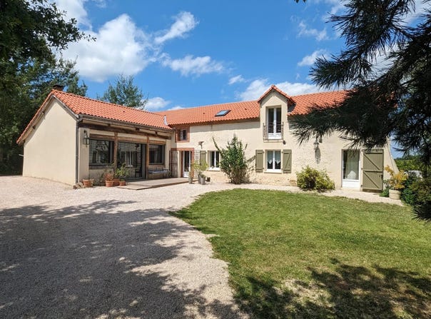 Lembeye, Aquitaine 64350