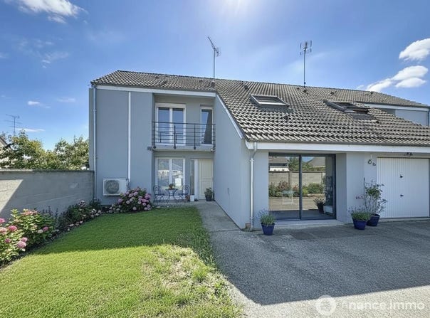Sully Sur Loire, Centre-Val de Loire 45600