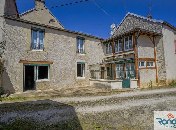 Marey-sur-Tille, Burgundy 21120