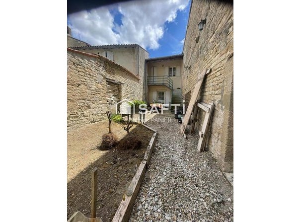 Dampierre-Sur-Boutonne, Poitou-Charentes 17470