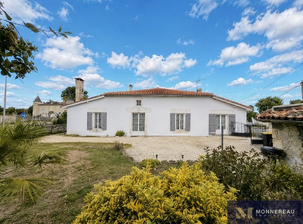 Barbezieux-Saint-Hilaire, Poitou-Charentes 16300