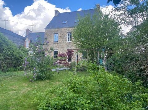 Questembert, Bretagne 56230