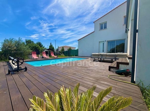 Codognan, Languedoc-Roussillon 30920