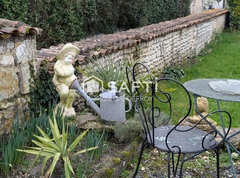 Montils, Poitou-Charentes 17800