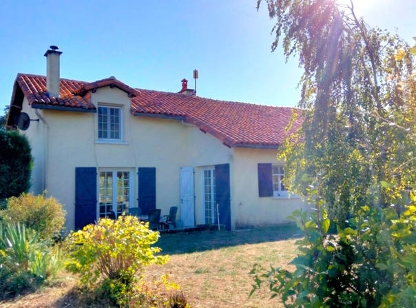 Usson-du-Poitou, Poitou-Charentes 86350