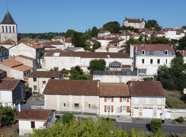 MONTMOREAU, Nouvelle-Aquitaine 16190