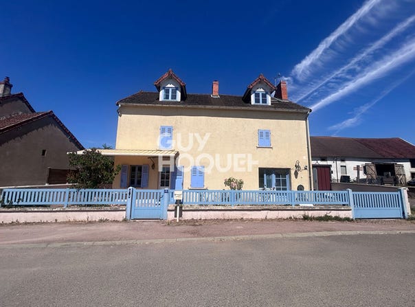 Tavernay, Burgundy 71400