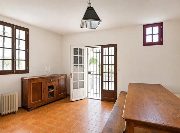 Saint-Gilles, Languedoc-Roussillon 30800