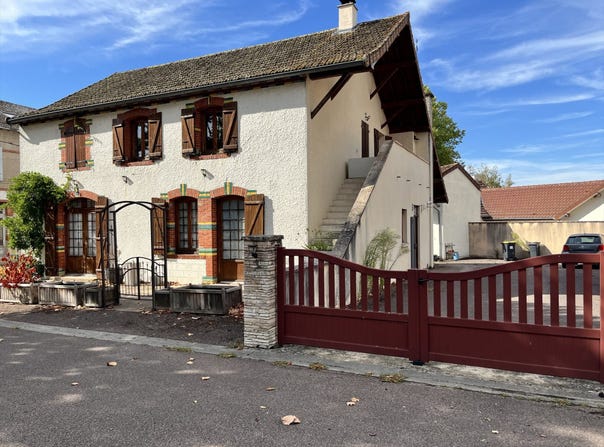 Simandre, Burgundy 71290
