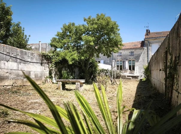 Pons, Charente-Maritime 17800