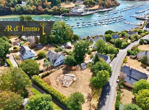 Névez, Brittany 29920