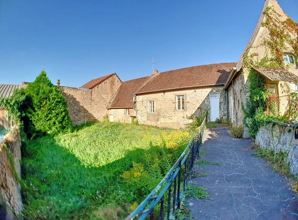 Saulieu, Burgundy 21210