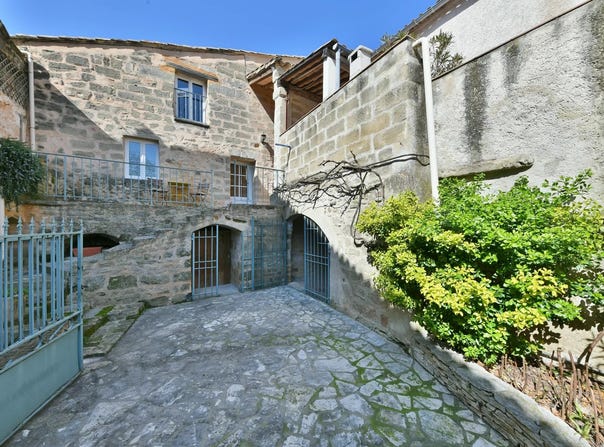 Uzès, Gard 30700