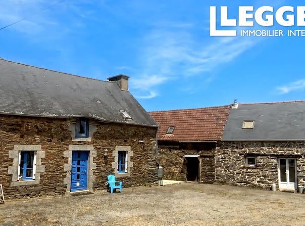 Merléac, Brittany 22460