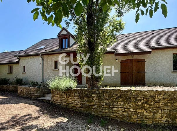 Fontaines, Burgundy 71150