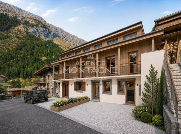 Chamonix-Mont-Blanc, Haute-Savoie 74400