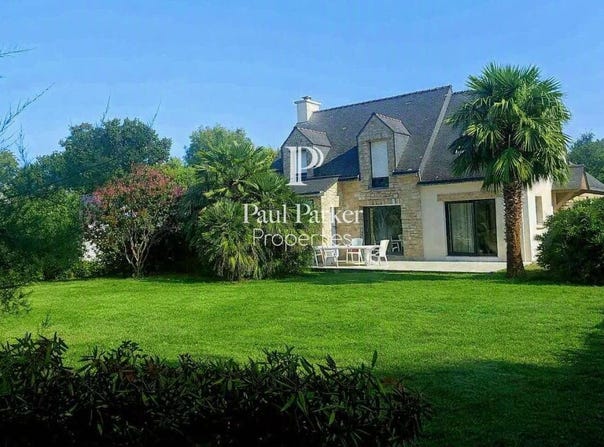 Baden, Brittany 56870