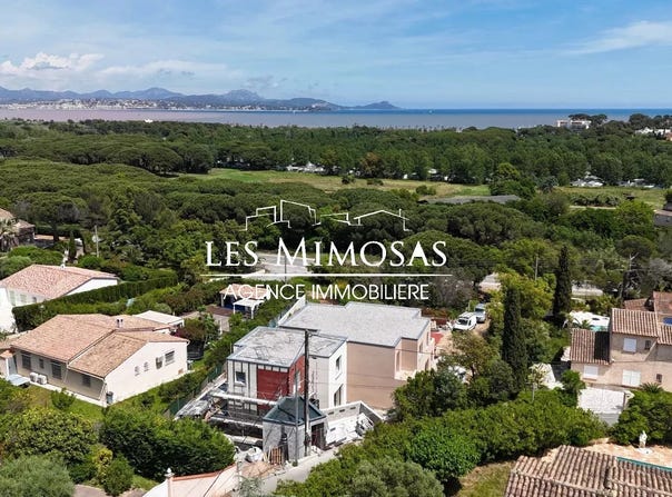Fréjus, Provence-Alpes-Côte d'Azur 83600