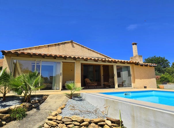 Laroque-des-Albères, Languedoc-Roussillon 66740