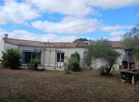 Varzay, Poitou-Charentes 17460