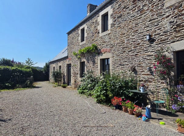 Plestin-les-Grèves, Brittany 22310