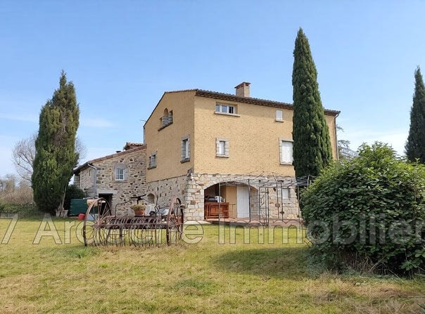 Villeneuve-de-Berg, Rhône-Alpes 07170