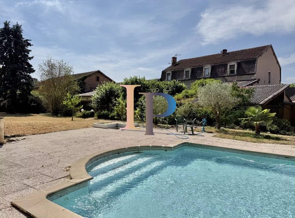La Clayette, Saône-et-Loire 71800