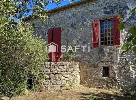 Sauveterre-De-Guyenne, Aquitaine 33540