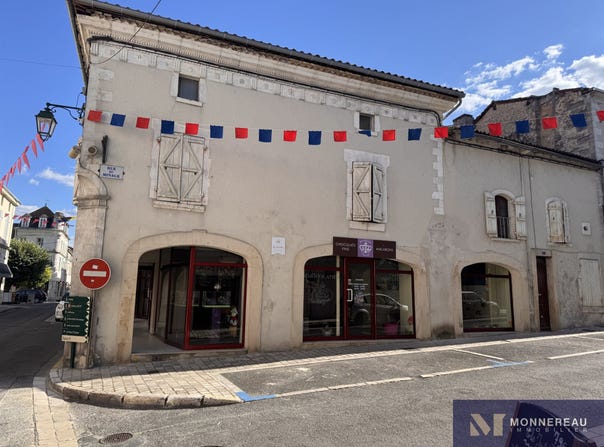 Barbezieux-Saint-Hilaire, Poitou-Charentes 16300