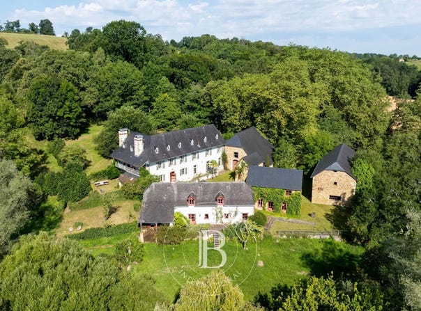 Pau, Aquitaine 64000
