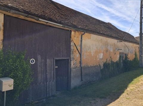 Coulours, Bourgogne 89320