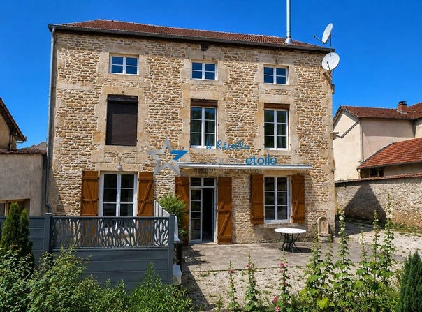 Nogent, Haute-Marne 52800