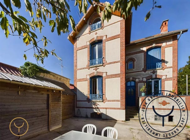 Troyes, Aube 10000