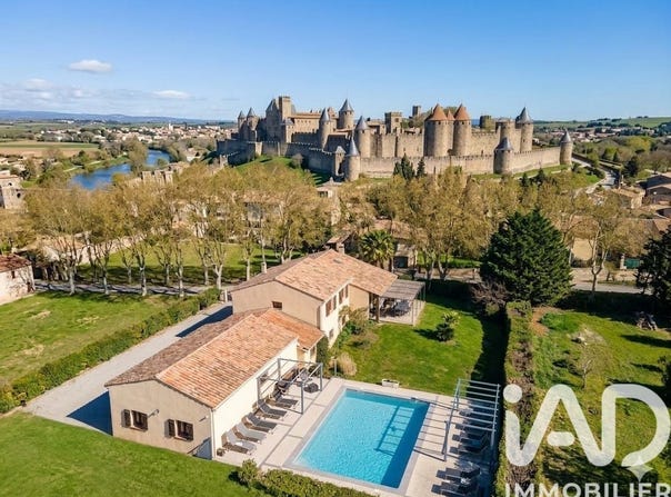 Carcassonne, Languedoc-Roussillon 11000