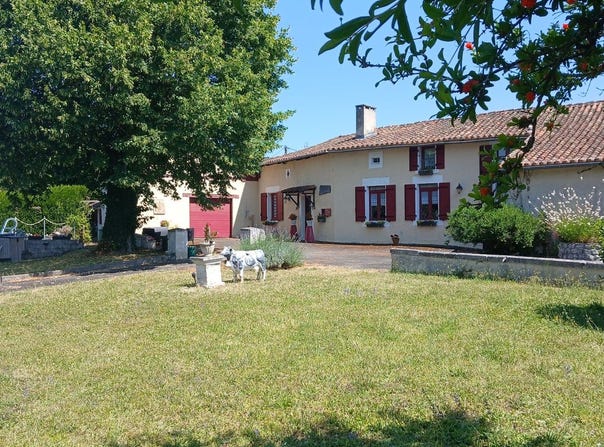 Montmoreau, Poitou-Charentes 16190