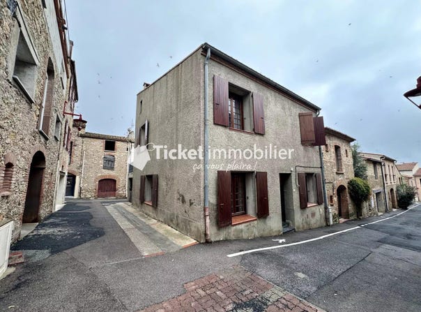 Corbère-les-Cabanes, Languedoc-Roussillon 66130