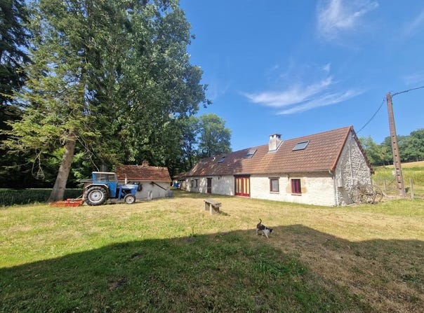 Moulins, Auvergne 03000