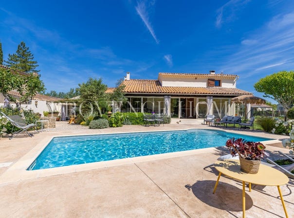 Oppède, Provence-Alpes-Côte-d'Azur 84580