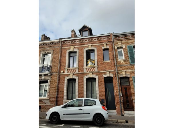 Amiens, Somme 80000