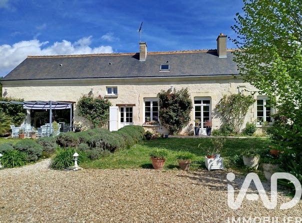 Chinon, Centre-Val de Loire 37500
