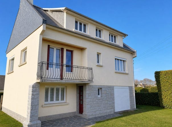 Saint-Quay-Perros, Brittany 22700