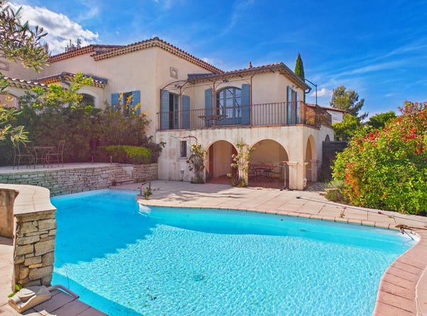 Aramon, Languedoc-Roussillon 30390