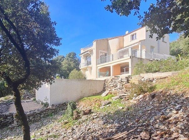 Faugères, Languedoc-Roussillon 34600