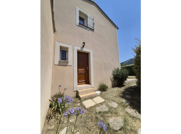 Robion, Provence-Alpes-Côte d'Azur 84440
