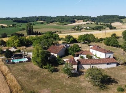 PALLUAUD, Poitou-Charentes 16390