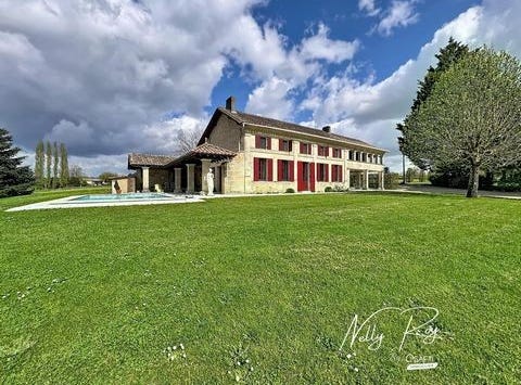 Tizac-De-Lapouyade, Aquitaine 33620