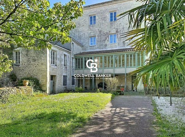 Tonnay-Charente, Poitou-Charentes 17430